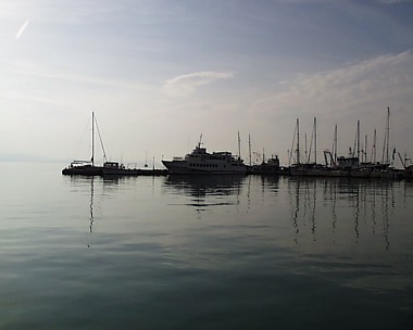 sunsetport1.jpg (20870 bytes)