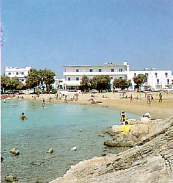 Kamelo hotel in Vari.